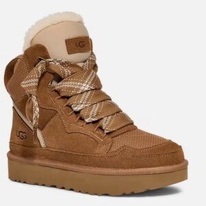 UGG Women's Tan Winter Boots/Sneakers